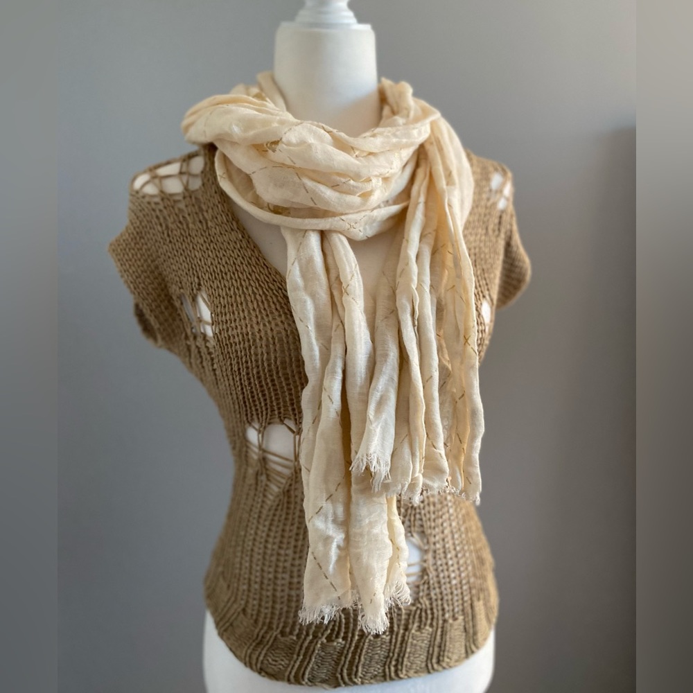Cris, Distressed, Caramel Knit Pullover frayed cap sleeve small